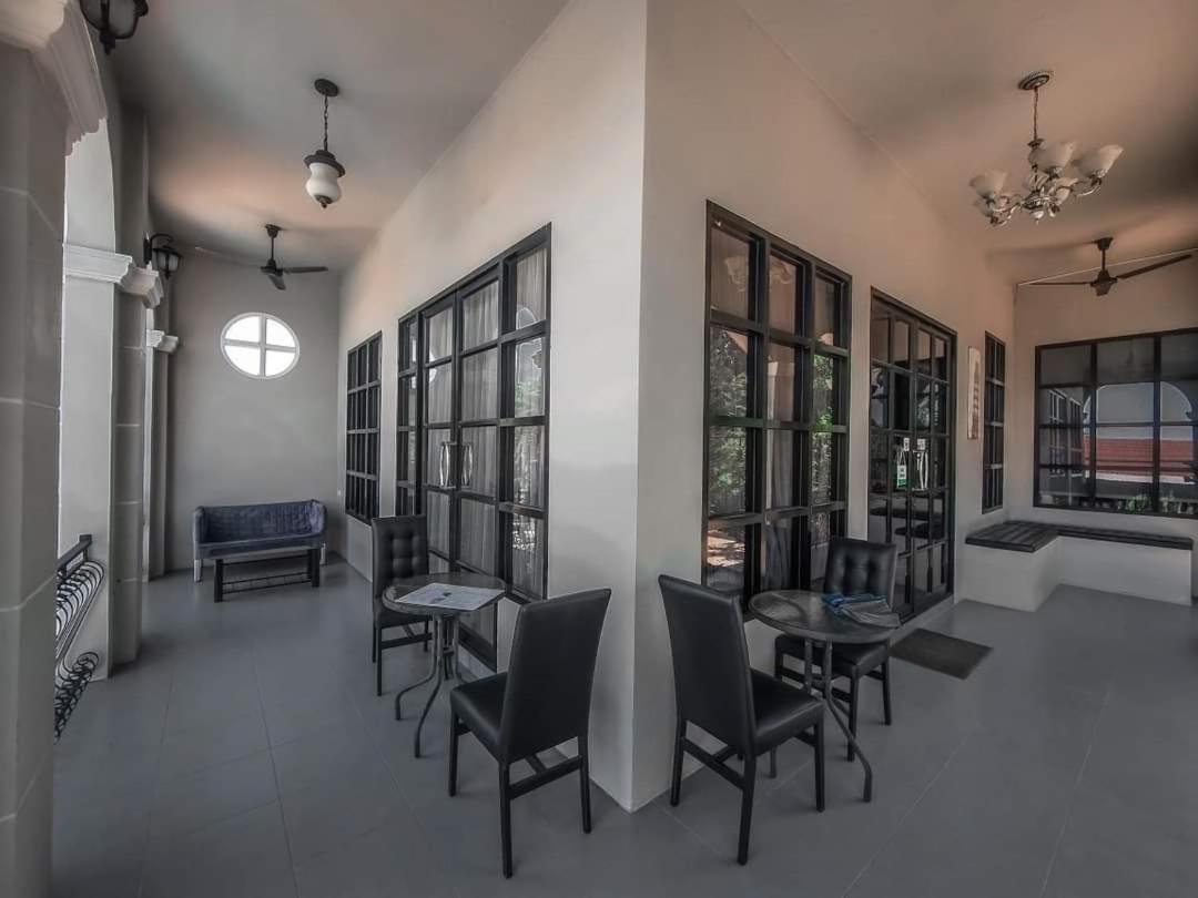 Je T'Aime Cafe & Villa Sing Buri Εξωτερικό φωτογραφία