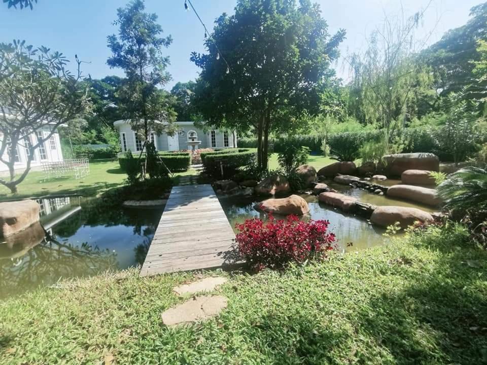 Je T'Aime Cafe & Villa Sing Buri Εξωτερικό φωτογραφία